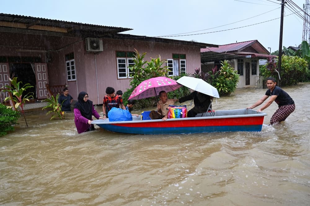 MetMalaysia issues danger-level rain warning for parts of Terengganu, alert for other states