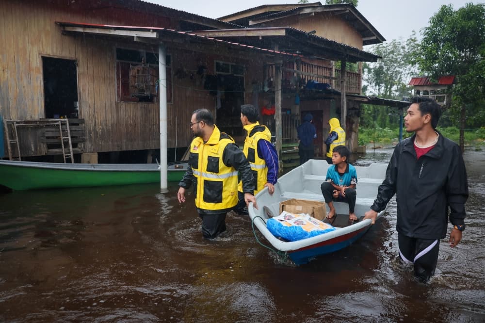 Flood response escalates as Nadma rushes food, tents and bridges to affected states
