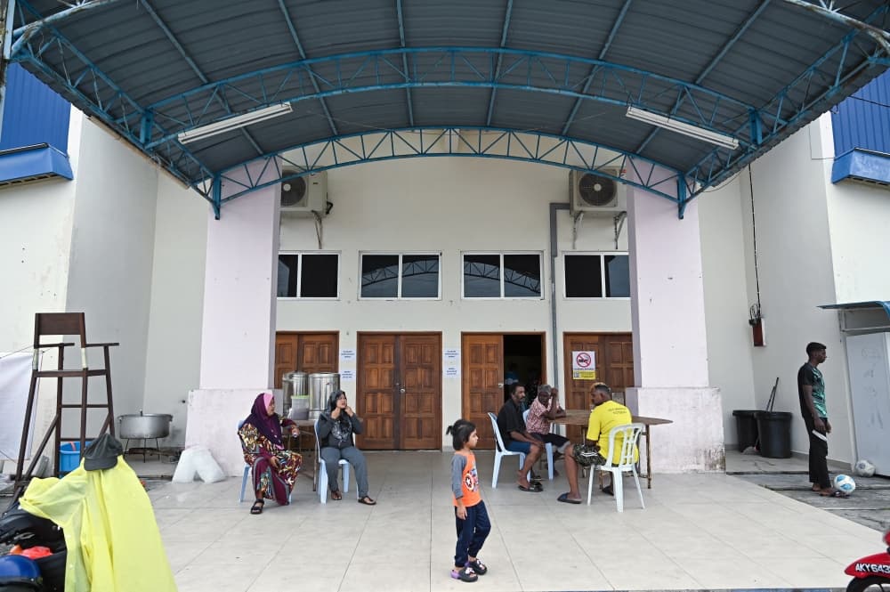 Hilir Perak police headquarters opens doors as flood relief centre, sheltering 175 victims