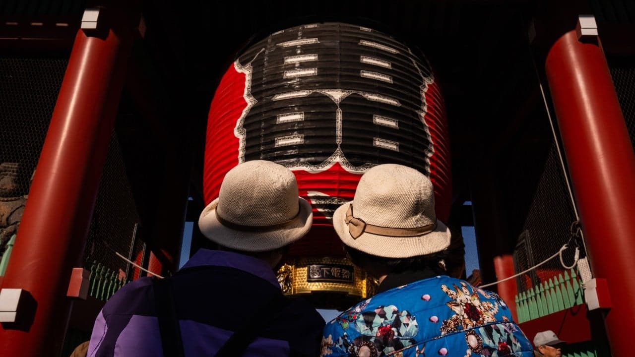 Why Chinese are cancelling their trips to Japan