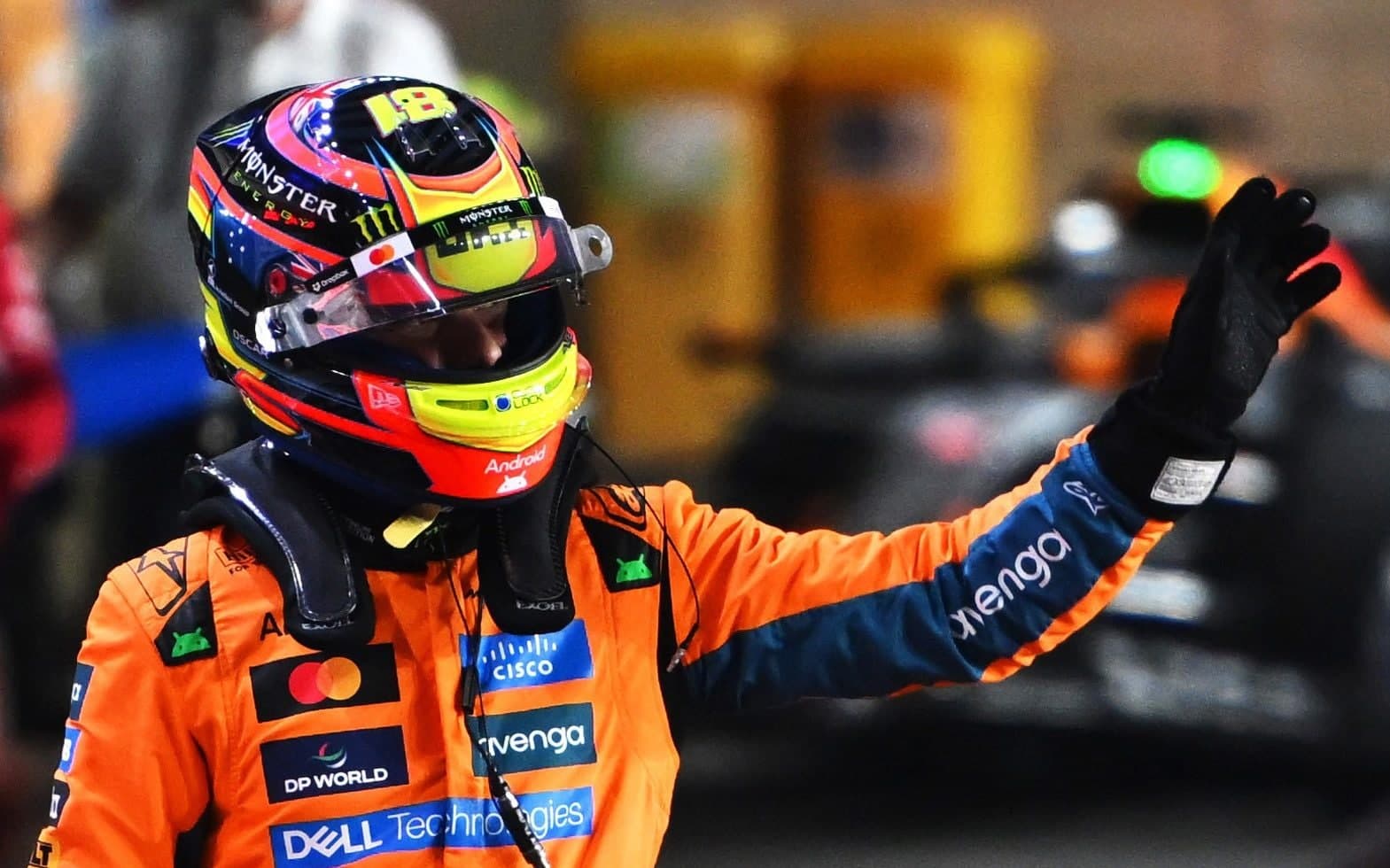Oscar Piastri takes Qatar GP sprint pole with Lando Norris third
