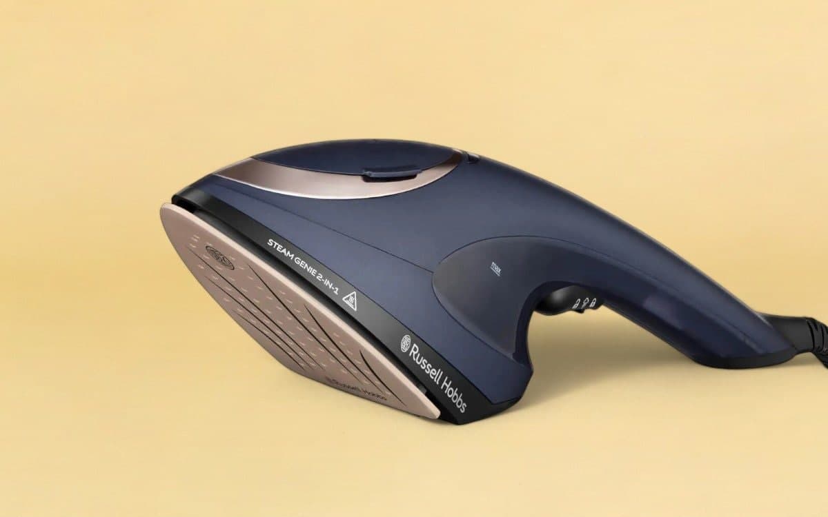 Russell Hobbs Steam Genie 2-in-1: our Best Buy clothes steamer has a Black Friday discount